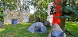 Groby i miejsca pamięci upamiętniające uczestników wojny polsko - bolszewickiej, foto nr 14, Emilia Tomasiak